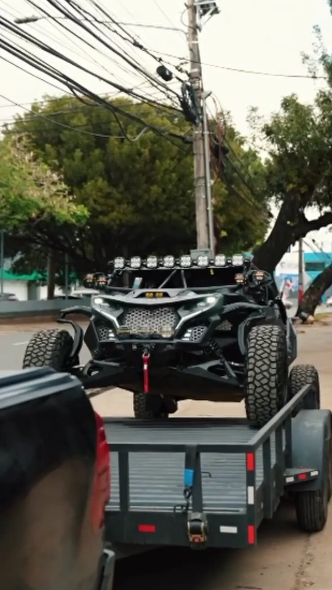 Publicación de Instagram: fabricación de trailer a la medida