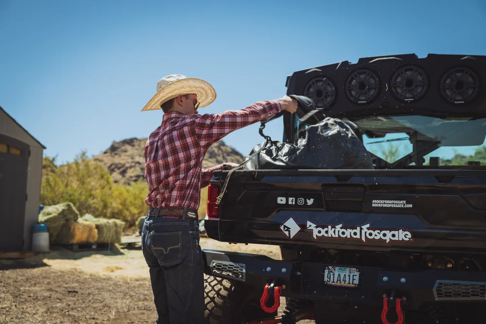 Tapa de Audio Trasera Rockford Fosgate (RNGR18-CAPM2) — Polaris Ranger 2018 en adelante - Semage Group (foto 3)