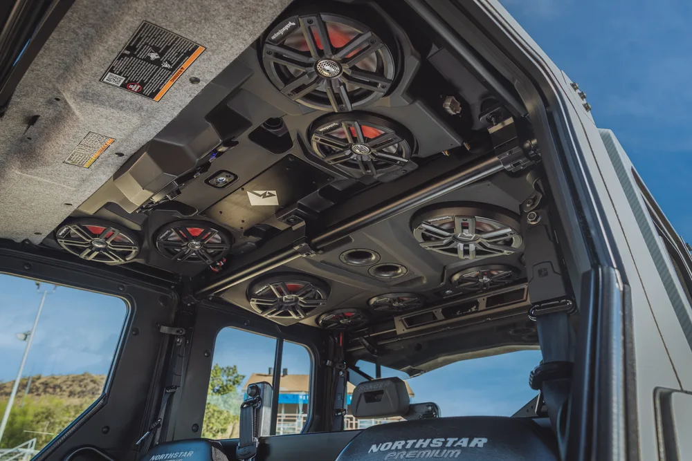 Techo de Audio Delantero y Trasero Rockford Fosgate (RNGR18-ROOF4M2) — Polaris Ranger Crew 2018 en adelante - Semage Group (foto 11)