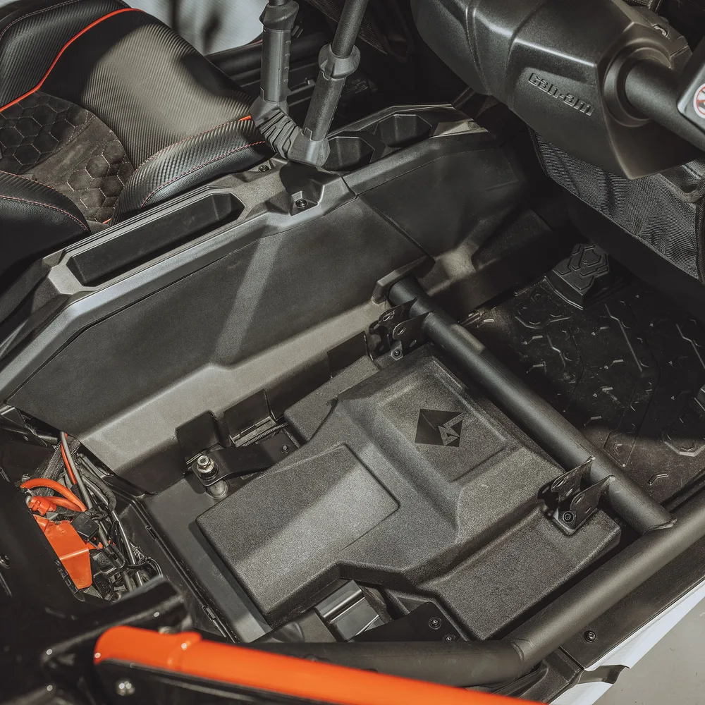 Solución de Subwoofer Trasero de 1,000 W Rockford Fosgate (X317MAX-RSS) — Can-Am Maverick X3 MAX - Semage Group (foto 10)