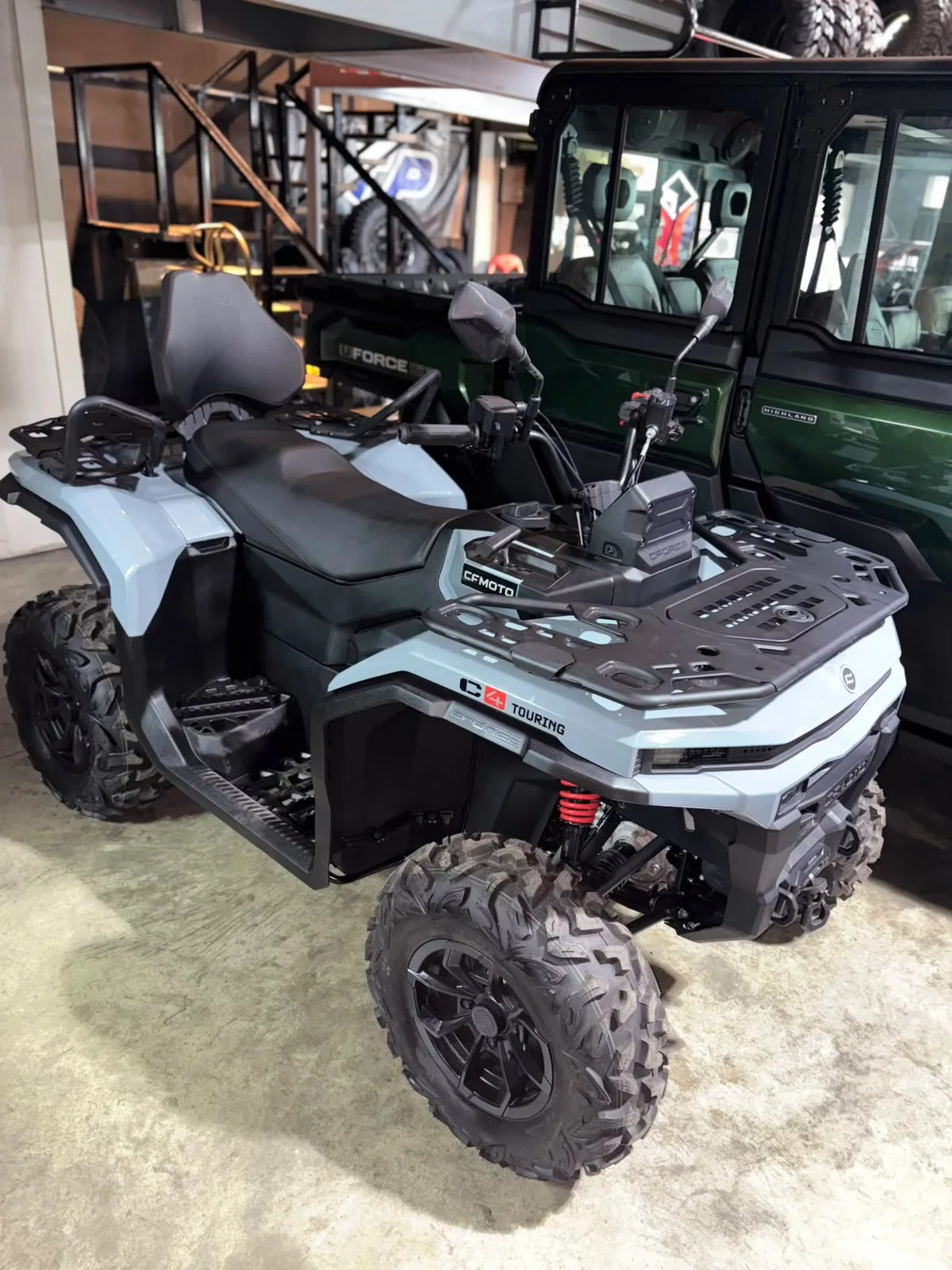 CF Moto CForce 1000 Touring, cuatrimoto en el taller Semage Group (foto 1)